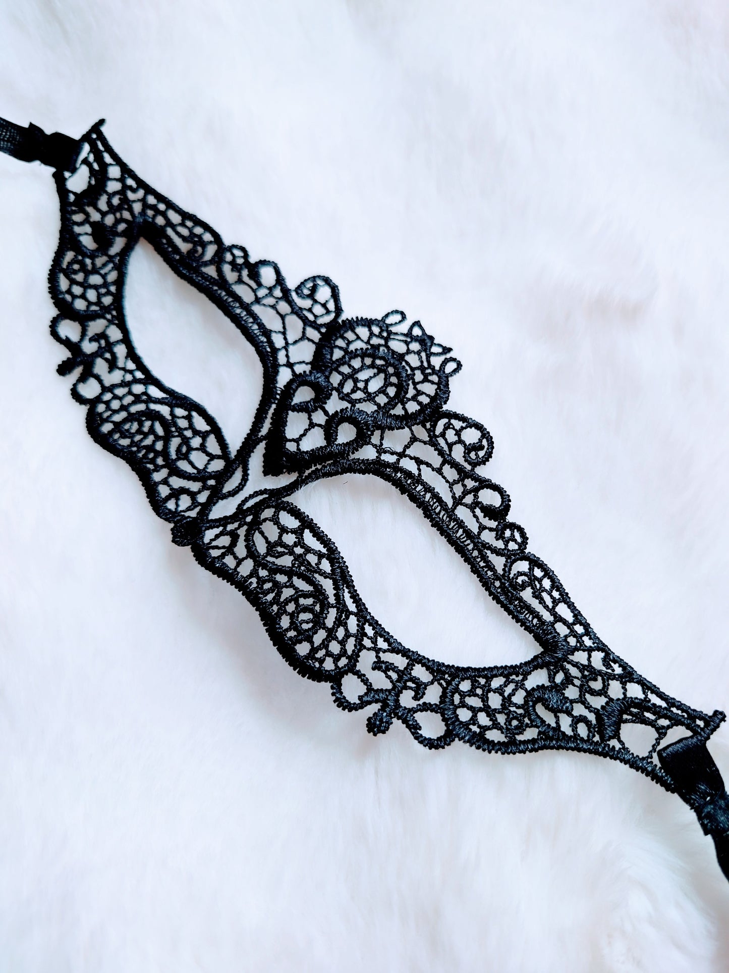 Elegant Sexy Black Lace Eye Mask.